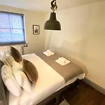 Loft At The Coach House * Leeds (West Yorkshire)
