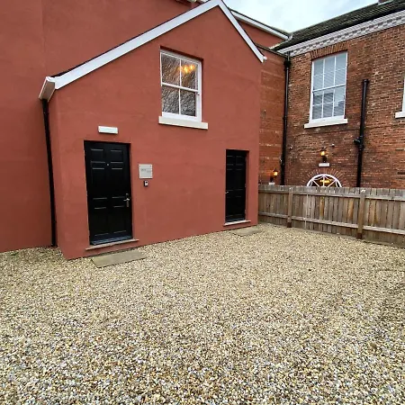 Loft At The Coach House Lägenhet