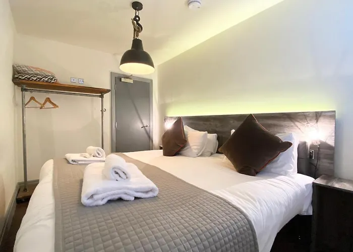 Apartment Loft At The Coach House *